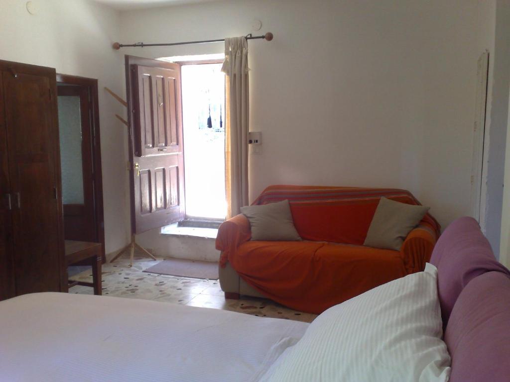 拉坎达迪卡迪酒店 佩特拉利亚索普拉纳 客房 照片